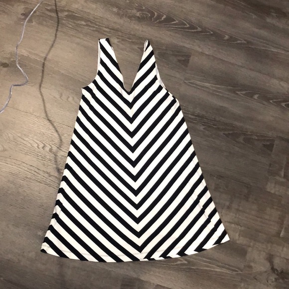 Dresses & Skirts - Loft petite small dress.